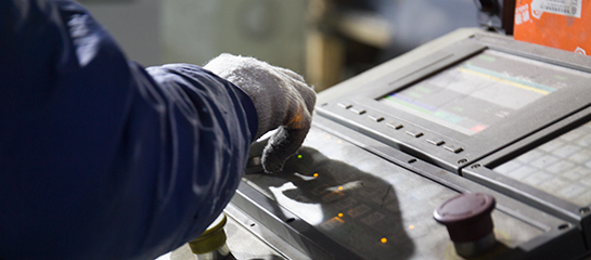 性能穩(wěn)定，精確度高